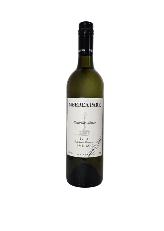 Wine bottle labeled 'Meerepaark' on a white background